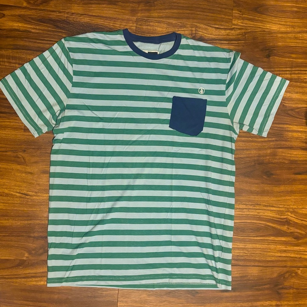 Men’s Volcom Tee